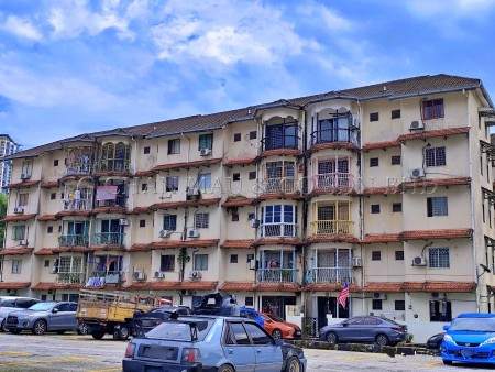 Apartment For Auction at Sri Kenanga Apartment