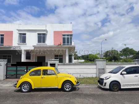 Terrace House For Auction at Taman Kempas Indah