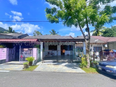 Terrace House For Auction at Taman Gunung Mas 2