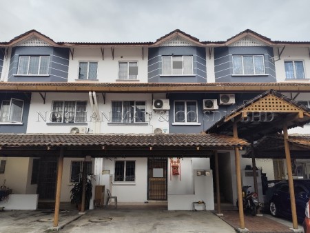 Terrace House For Auction at Villa Ros