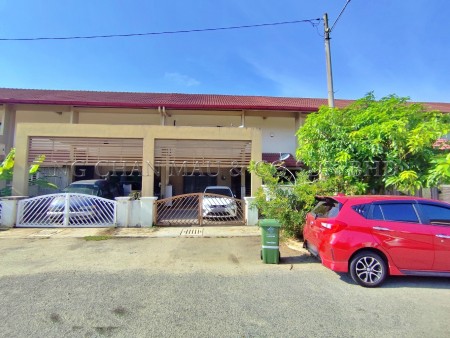 Terrace House For Auction at Bandar Putra