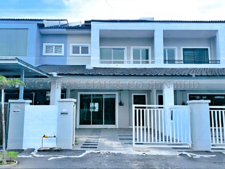 Terrace House For Auction at Taman Saujana Harmoni