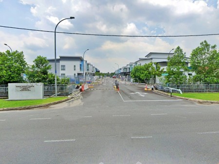 Terrace House For Auction at Taman Impian Cahaya