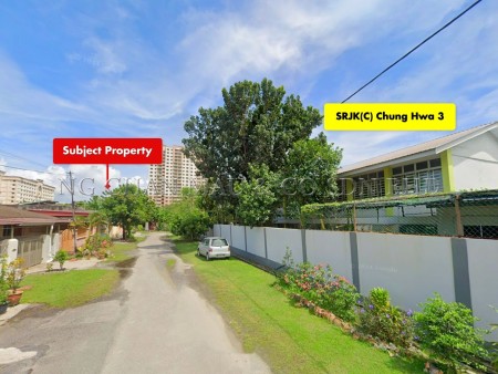 Bungalow House For Auction at Taman Senangin