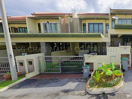 Terrace House For Auction at Taman Nusa Intan