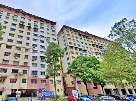 Apartment For Auction at Pangsapuri Segar Ria