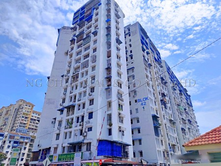 Apartment For Auction at Desa Green Apartment