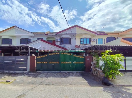 Terrace House For Auction at Taman Tinggi