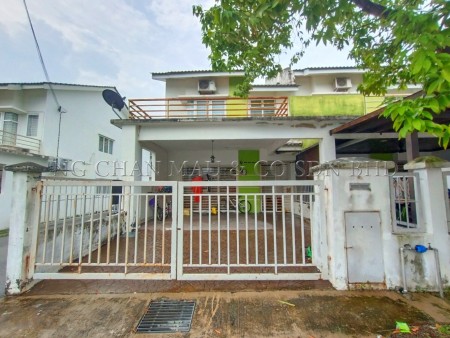 Terrace House For Auction at Section 15