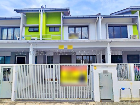 Terrace House For Auction at M Aruna