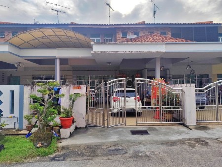 Terrace House For Auction at Batu Pahat