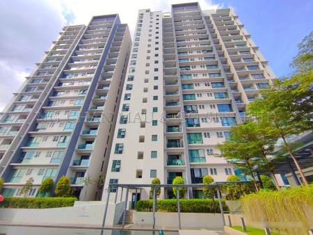 Condo For Auction at Ascenda Residence @ SkyArena