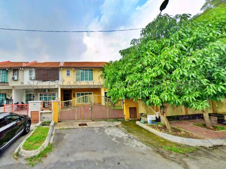 Terrace House For Auction at Seksyen 9