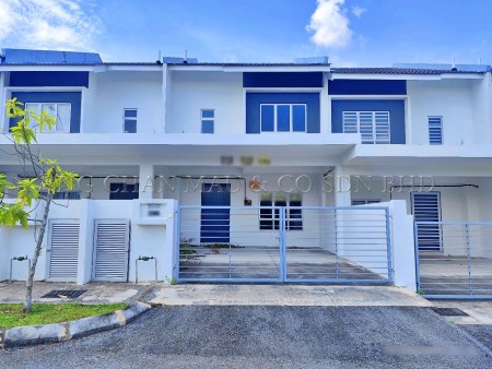 Terrace House For Auction at Iringan Bayu