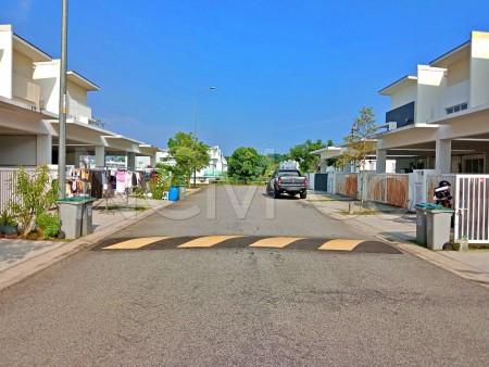 Terrace House for Auction