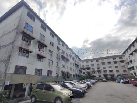 Apartment For Auction at Kenanga Apartment