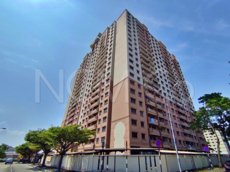 Apartment For Auction at Prai Inai