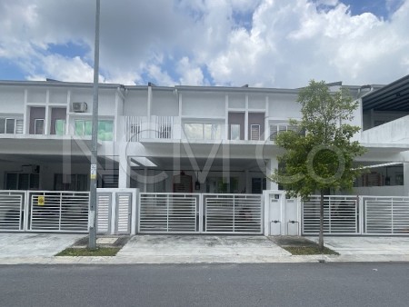 Terrace House For Auction at Tiara Sendayan