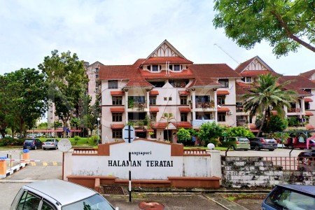 Apartment For Auction at Halaman Teratai