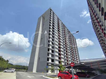 Apartment For Auction at Elmina West