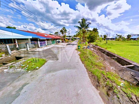 Terrace House for Auction