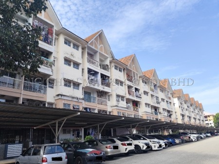 Apartment For Auction at Vista Indah Putra