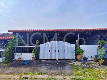 Terrace House For Auction at Medan Klebang Restu