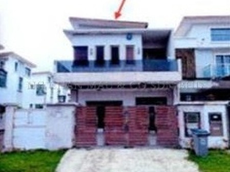 Terrace House For Auction at Taman Bestari Indah