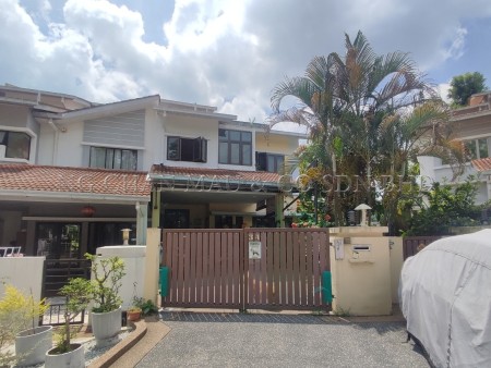 Terrace House For Auction at Valencia