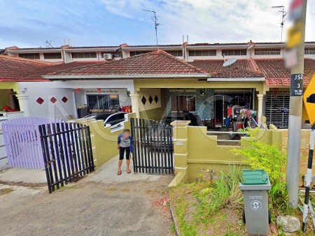 Terrace House For Auction at Taman Flora Heights