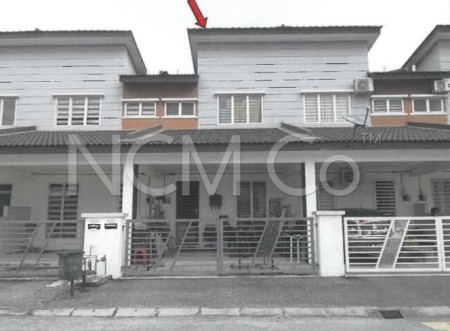 Terrace House For Auction at Lestari IUS