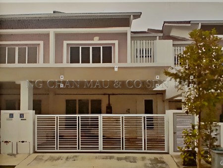 Terrace House For Auction at Tiara Sendayan