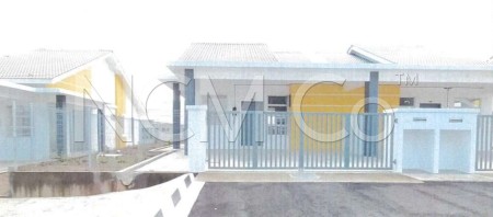 Semi D For Auction at Taman Desa Aman Padang Serai