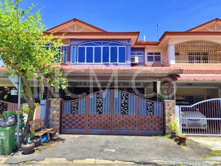Terrace House For Auction at Halaman Meru Permai