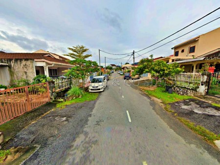 Terrace House for Auction