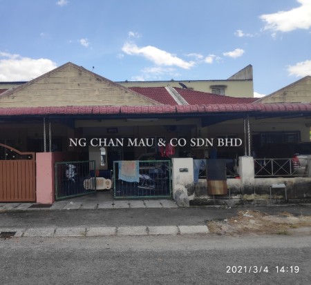 Terrace House For Auction at Taman Kledang