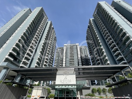 Apartment For Auction at Alstonia Residence