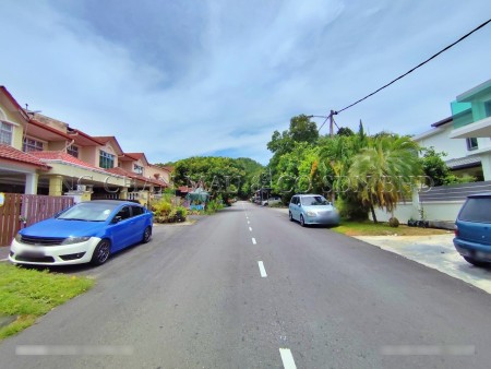 Terrace House for Auction