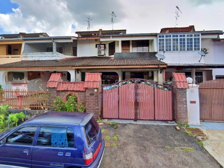 Terrace House For Auction at Taman Perling