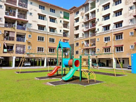 Apartment for Auction