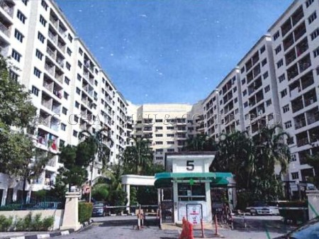 Apartment For Auction at The Ocean View