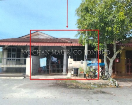 Terrace House For Auction at Taman Melor