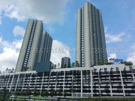 Serviced Residence For Auction at Cerrado Residence