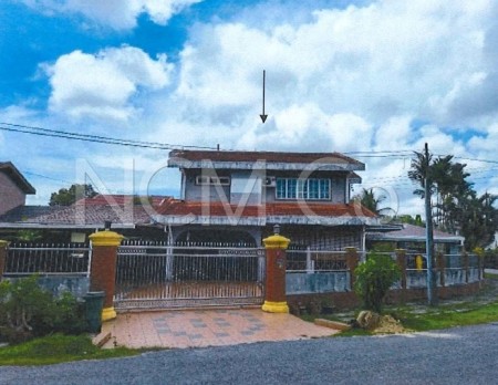 Bungalow House For Auction at Bintulu