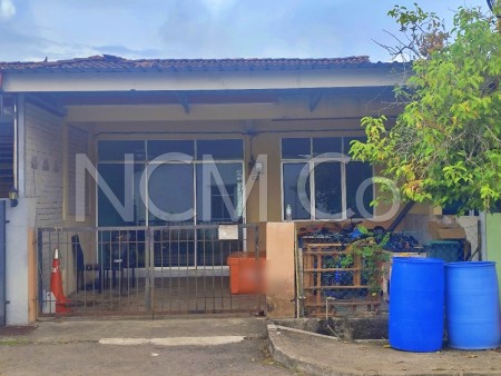 Terrace House for Auction