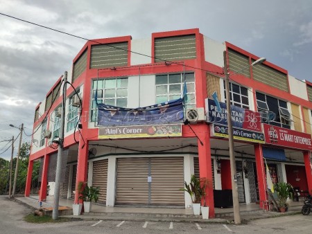 Shop Office For Auction at Langkap