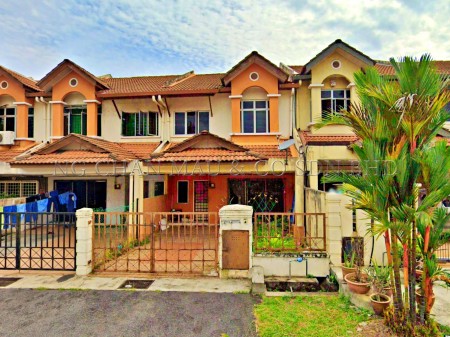 Terrace House For Auction at Taman Mutiara Subang