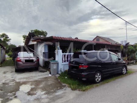Terrace House For Auction at Taman Sri Pandan