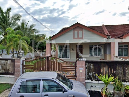 Terrace House For Auction at Taman Daiman Jaya
