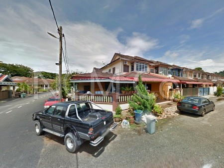 Terrace House for Auction